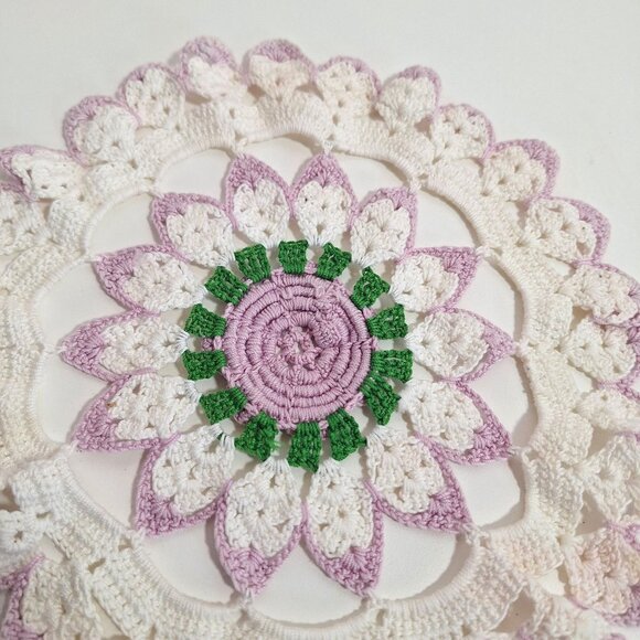 Hand Crocheted Lace Doily Flower Lavender White Green Purple Cotton 10 Inch - Picture 11 of 14